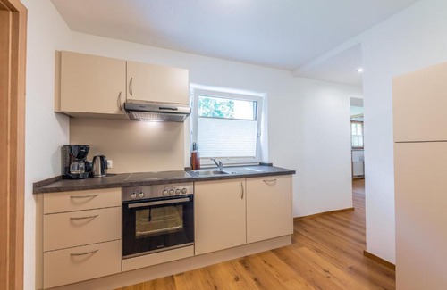 Huben Apartment | Inviting Gästehaus Huben: Pet & Child Friendly Retreat