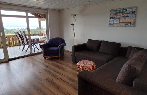 Meersburg Apartment | Welcoming Gästehaus Huber Meersburg with Breakfast & Kitchen