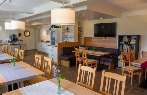 Ulrichsberg House | Unforgettable Oceanfront Stay at Gästehaus "In da Wiesn"