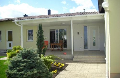 Andau House | Gästehaus Josef Lang: Guest Rated 9.3, Dining & Kitchen