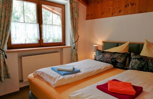 Unterlaengenfeld House | Gästehaus Judith: Family-Friendly Stay with Relaxing Hot Tub
