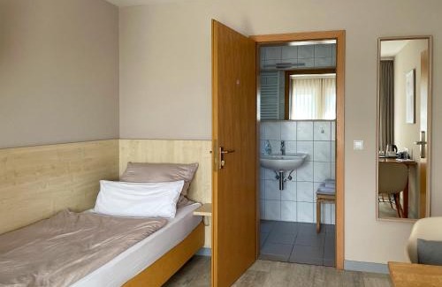 Rangendingen Hotel | Gästehaus Juhl: Oceanfront Getaway with Kitchen Access
