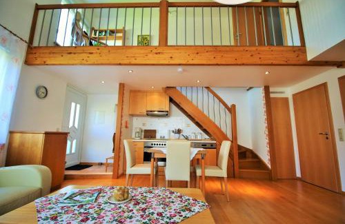 Rachtig Apartment | Gästehaus Kön: Pet-Friendly Retreat with Top Ratings