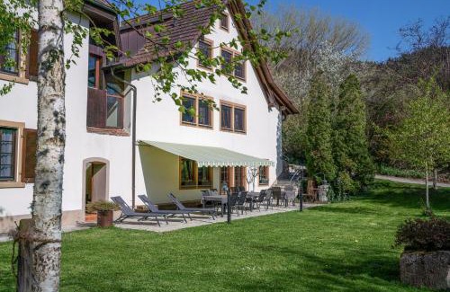 Staufen im Breisgau Hotel | Pet-Friendly Gästehaus Kaltenbach with 8.8/10 Rating