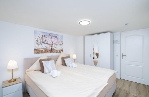 Geesthacht Hotel | Pet-Friendly Gästehaus "Kleines Stadtidyll" with Breakfast