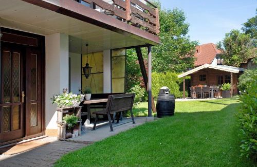 Hoechenschwand Apartment | Relax at Gästehaus Kunkelmann with Sauna & Family-Friendly Vibes