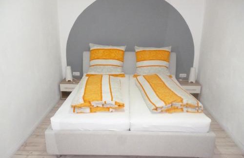 Extertal Bed & Breakfast | Guest Favorite: Gästehaus Laßbruch with Family-Friendly Dining
