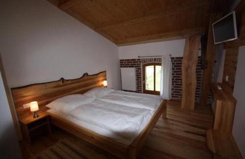 Lischow Bed & Breakfast | Family-Friendly Escape at Gästehaus Landgut Lischow
