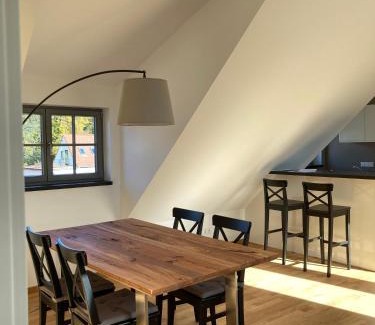 Lausnitz Apartment | Guest Rated 9.5: Gästehaus Lausnitz Ferienwohnung Retreat
