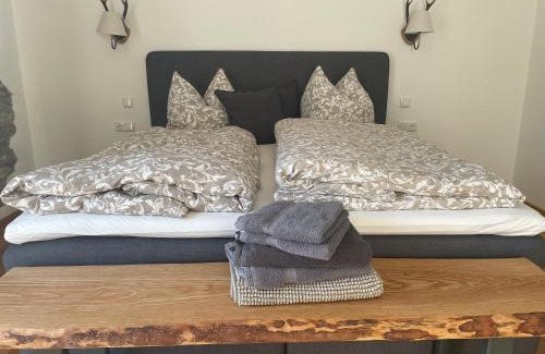Lausnitz Bed & Breakfast | Gästehaus Lausnitz: Pet-Friendly Retreat with Kitchen Access