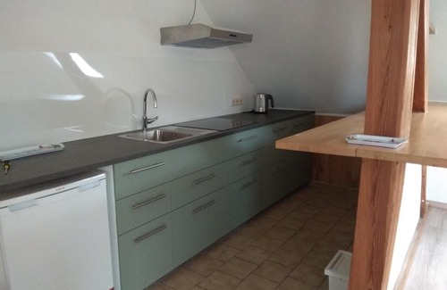 Senheim Apartment | Family-Friendly Gästehaus Lavendel by the Mosel River