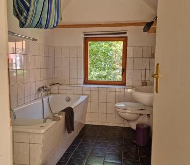 Amt Neuhaus House | Family-Friendly Retreat at Gästehaus Lichtblick
