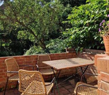 Amt Neuhaus House | Family-Friendly Retreat at Gästehaus Lichtblick