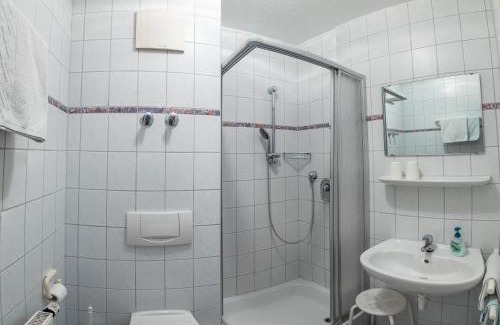 Dettingen an der Erms House | Family-Friendly Stay at Gästehaus Marion with Great Reviews