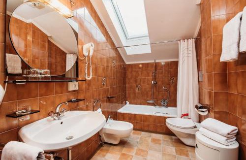 Terento Apartment | Gästehaus Marianne Terenten: Family-Friendly & Pet Welcoming