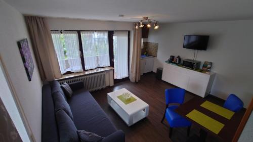 Bad Krozingen House | Guest Rated: Gästehaus Meng with Pool & Ocean Views