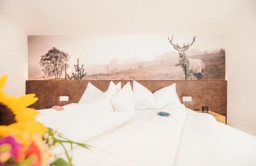 Mayrhofen House | Inviting Gästehaus Oblasser: Family-Friendly with Breakfast