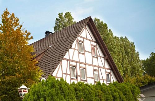 Iznang Apartment | Pet-Friendly Café Perlmuschel: Family-Friendly Retreat