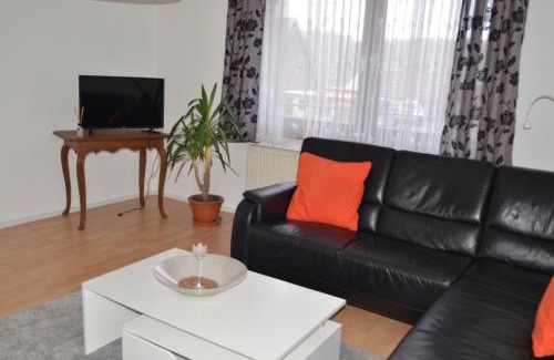 Mettlach Apartment | Oceanfront Comfort at Gästehaus Peter with Breakfast Included