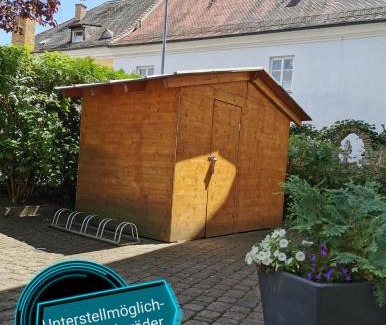 Straubing Bed & Breakfast | Welcoming Gästehaus Reisinger: Restaurant & Family-Friendly