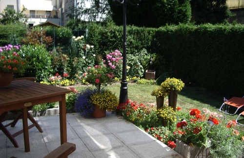 Zeltingen-Rachtig House | Welcoming Gästehaus Resi: Family-Friendly with Breakfast