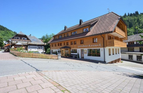 Todtmoos Apartment | Family-Friendly Stay at Gästehaus Roseneck - Rated 9.1/10