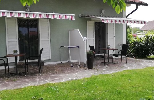 Welten House | Guest Rated 9.2: Gästehaus Sabina with Oceanfront Bliss