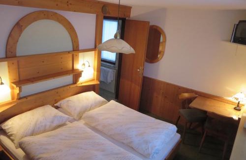 Matrei in Osttirol House | Guest Rated: 8.8 at Gästehaus Schneeberger Retreat