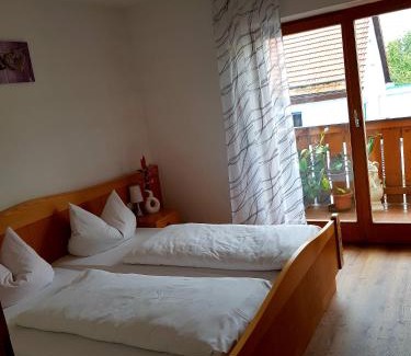 Lam House | Pet-Friendly Getaway at Gästehaus Schrötter