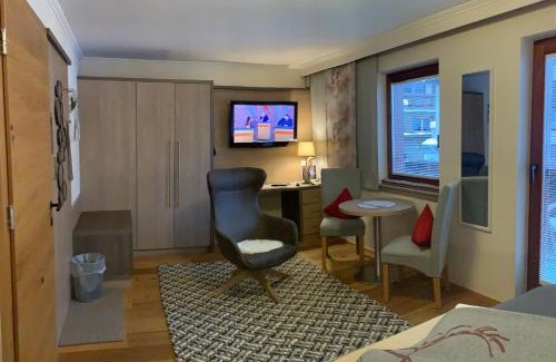 Unterlaengenfeld House | Family-Friendly Guests at Gästehaus Sissy: Rated 9.4/10