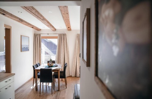 Bichlbach Apartment | Gästehaus Sonne: Pet & Child-Friendly Stay with 9.4/10 Rating