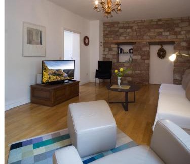 Merzig Apartment | Family-Friendly Gästehaus Stadtmitte with Excellent Reviews