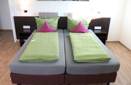 Waggershausen Hotel | Relaxing Retreat at Gästehaus Stock with Breakfast Included