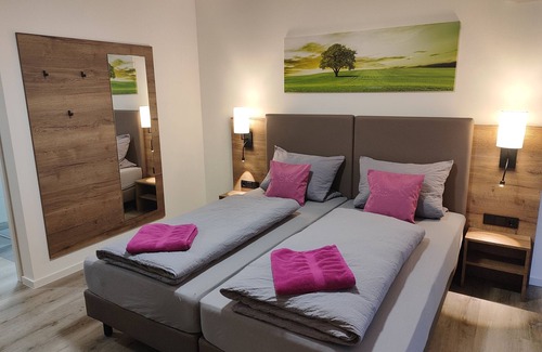 Waggershausen Hotel | Relaxing Retreat at Gästehaus Stock with Breakfast Included