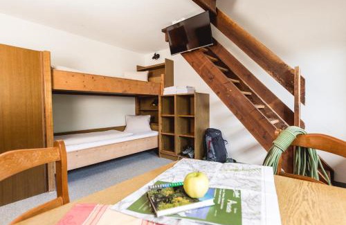 Tauer House | Cozy Gästehaus Tauernhaus: Pet-Friendly with Breakfast