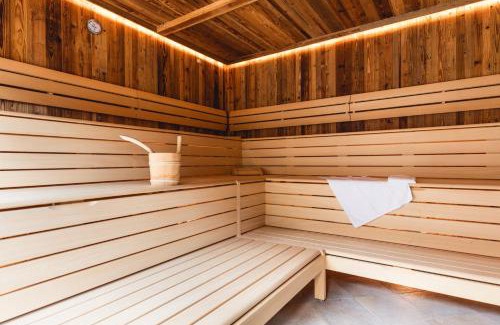Tauer House | Cozy Gästehaus Tauernhaus: Pet-Friendly with Breakfast