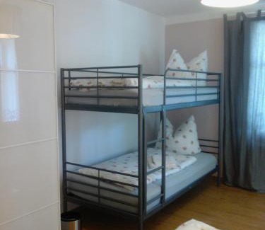 Duerrroehrsdorf-Dittersbach Apartment | Pet-Friendly Gästehaus Villa Rose with Hot Tub & Breakfast