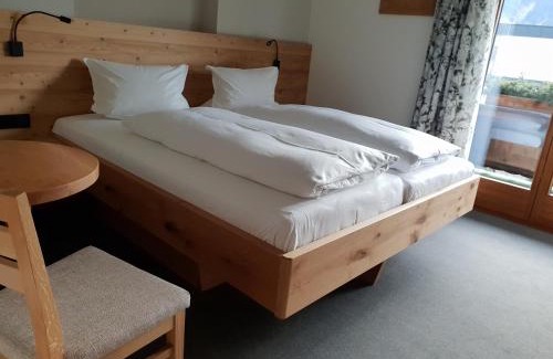 Kitzbuehel House | Discover Gästehaus Wallner: Family-Friendly Getaway
