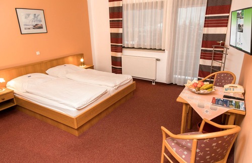 Haibuhl Hotel | Gästehaus Weber: Top-Rated Retreat with Spa and Dining