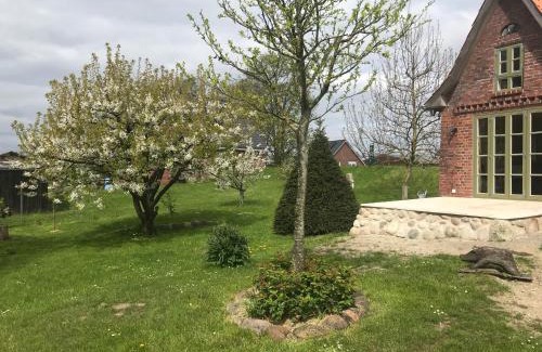 Jork Bed & Breakfast | Top-Rated Gästehaus Weidenkörbchen: Ideal for Families