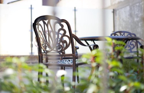 Jagstfeld Apartment | Cozy Gästehaus Weingut Politschek with Delicious Breakfast