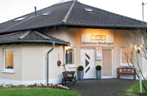 Rederscheid House | Comfortable Gästehaus Windhagen: Pet Friendly & Accessible