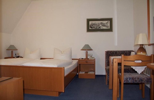 Wipfeld House | Guest Rated: Gästehaus Zehntgraf with Family-Friendly Amenities