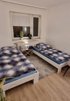 Schalke-Nord Apartment | Family-Friendly Gästewohnung Near Veltinsarena - Rated 9/10