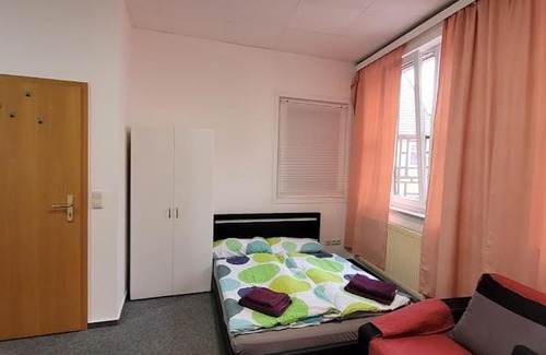 Salzwedel Apartment | Comfortable Gästewohnung Kristall 3 - Child-Friendly Stay