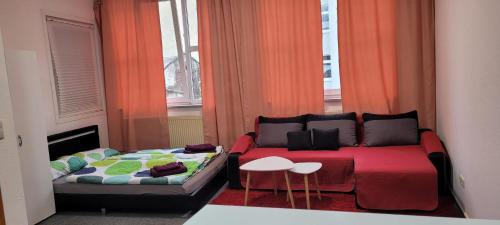 Salzwedel Apartment | Comfortable Gästewohnung Kristall 3 - Child-Friendly Stay