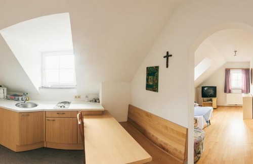 Windhaag bei Freistadt House | Welcoming Gästezimmer Sengstschmid: Family & Pet Friendly Stay
