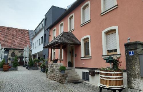 Dettelbach House | Family-Friendly Gästezimmer Düll with Exceptional Ratings