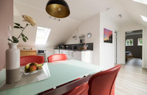 Region Hannover District Apartment | Relaxing Retreat at Gästezimmer Gutshof Bestenbostel
