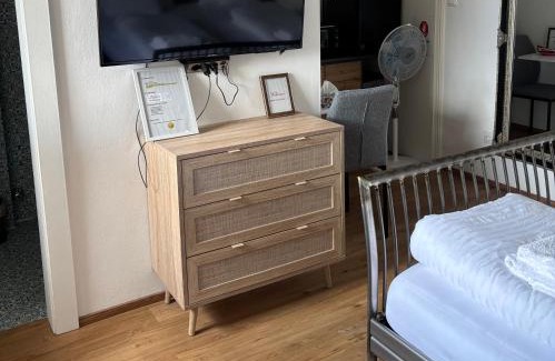 Schwaz Apartment | Scenic Gästezimmer Schwaz Panorama with Family-Friendly Amenities